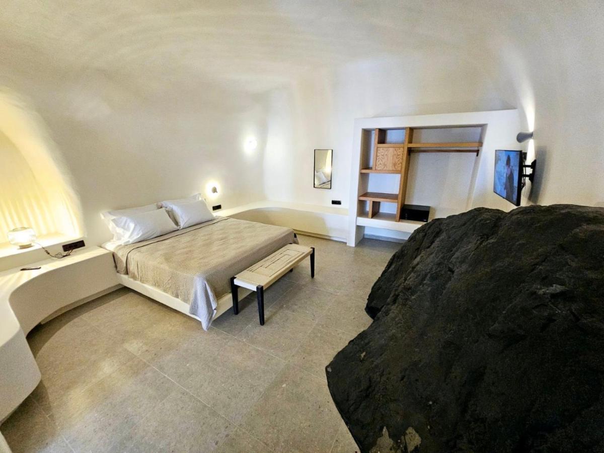 Petroma Cave Suites Vourvoulos ภายนอก รูปภาพ