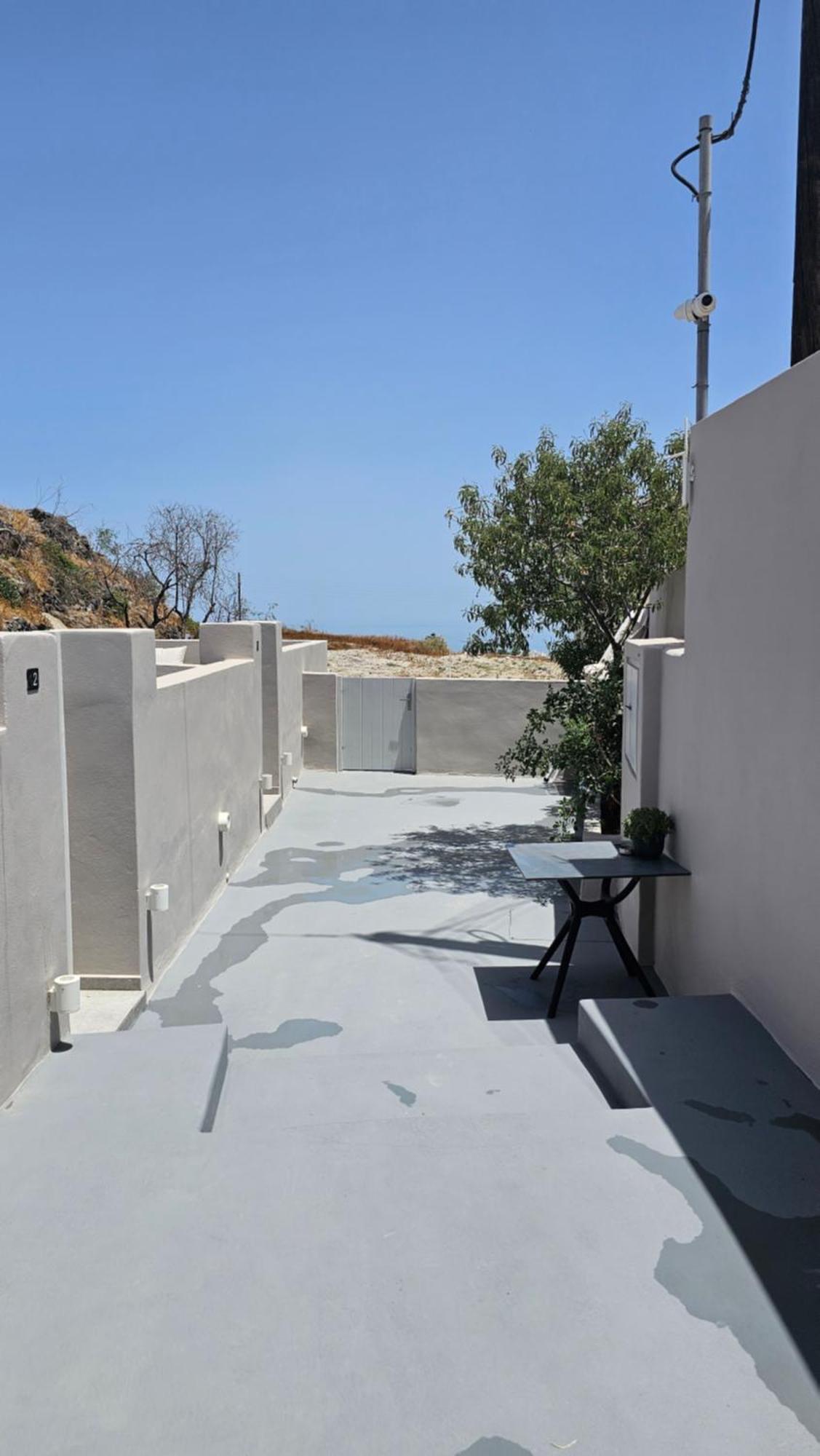 Petroma Cave Suites Vourvoulos ภายนอก รูปภาพ
